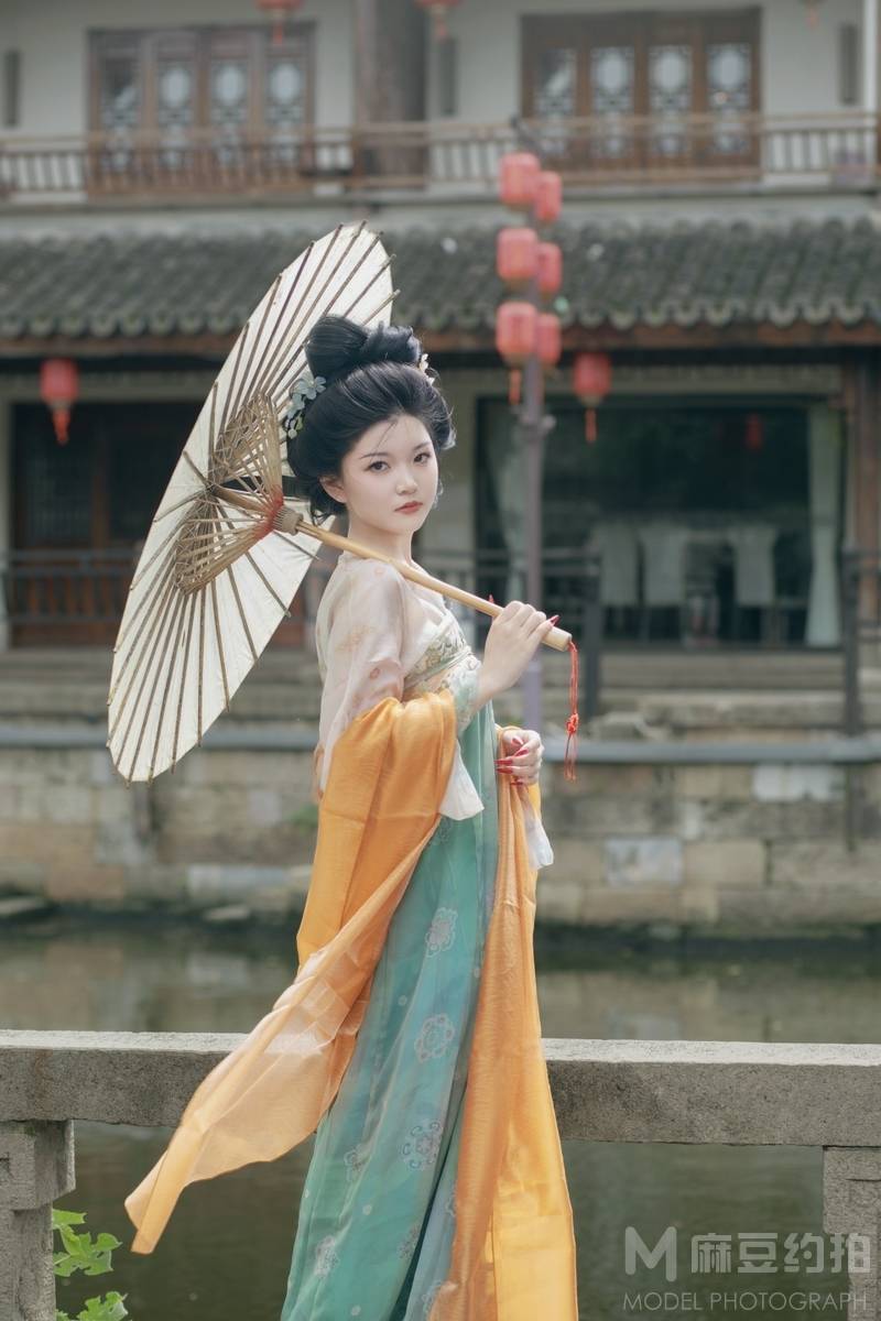 民国模特