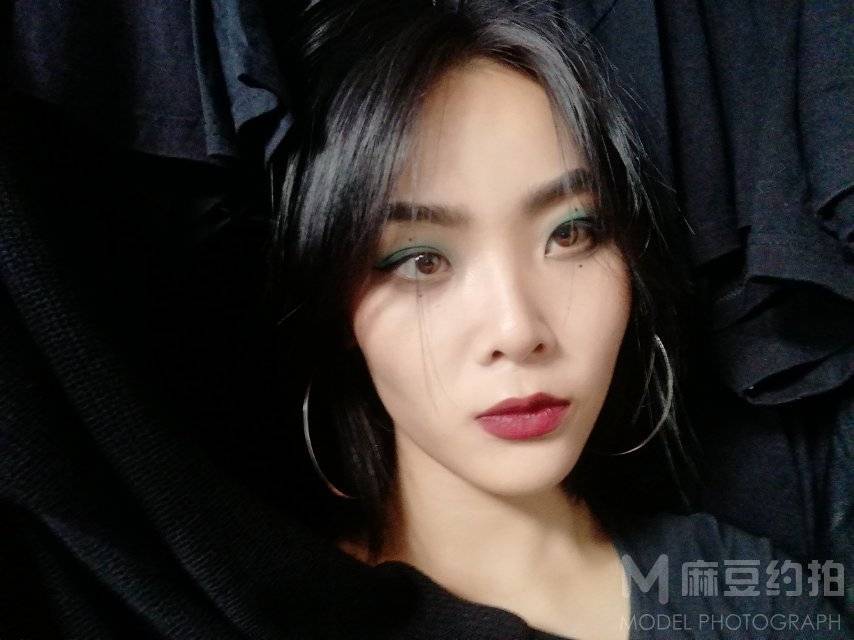 暗黑模特
