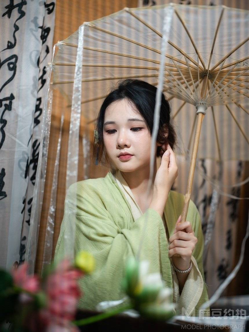 清新模特