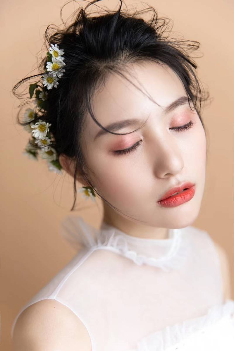 妆容模特