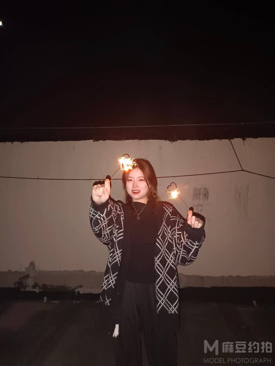 夜景模特