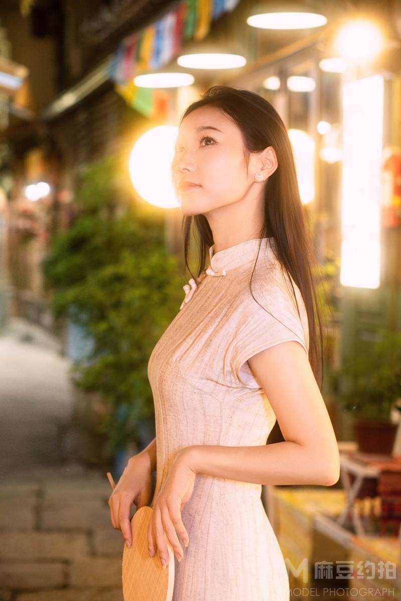 夜景模特