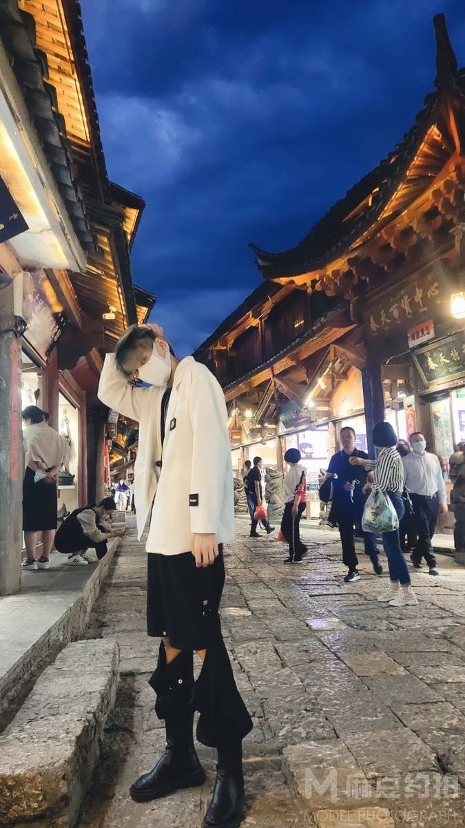清新模特