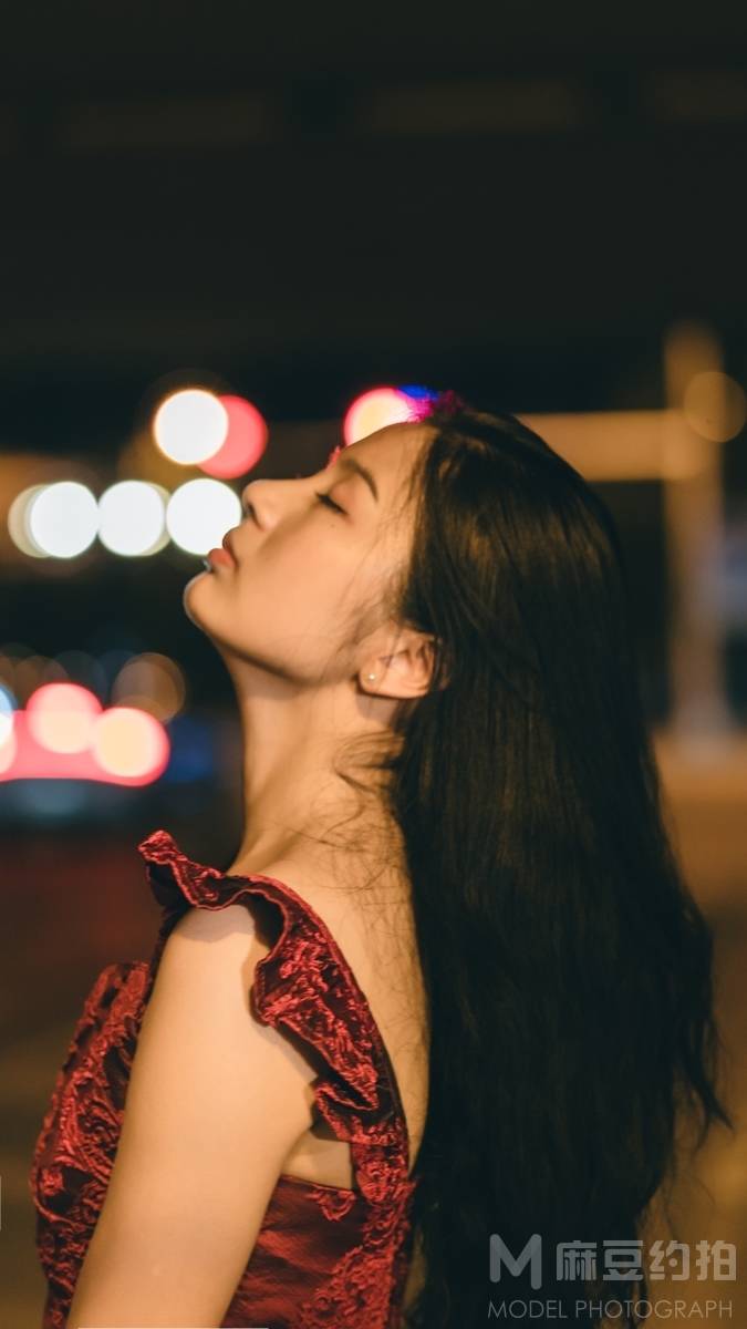 夜景模特