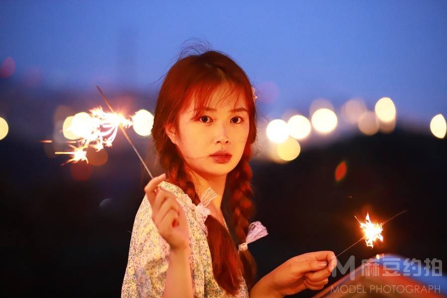 夜景模特