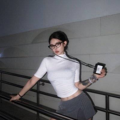 纪实模特
