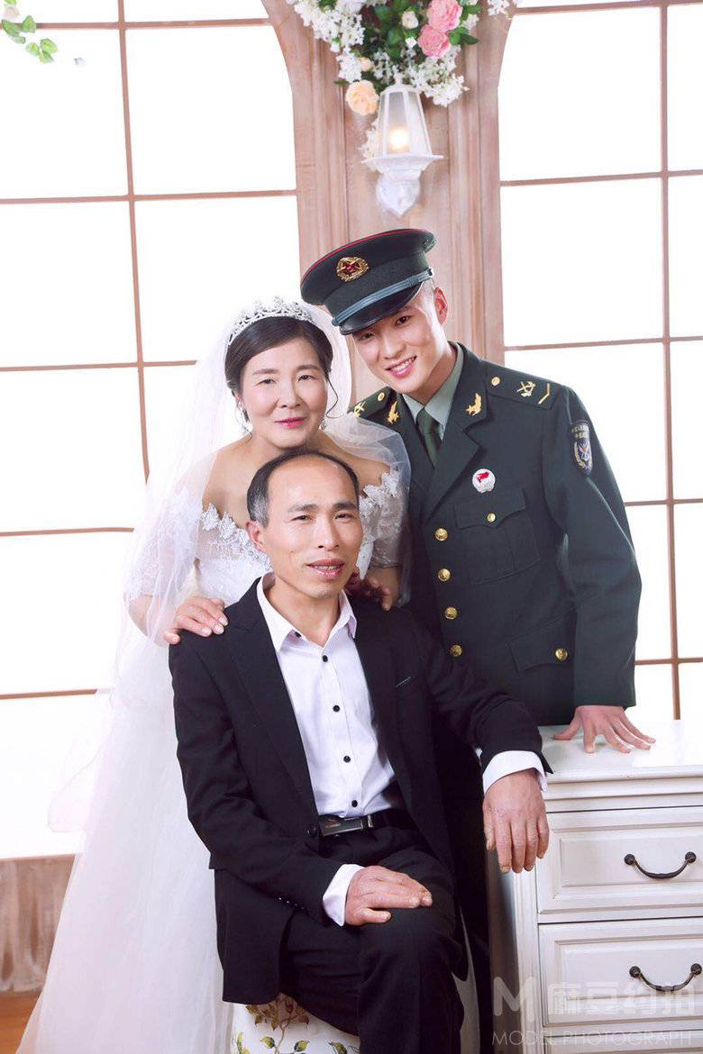 纪实模特