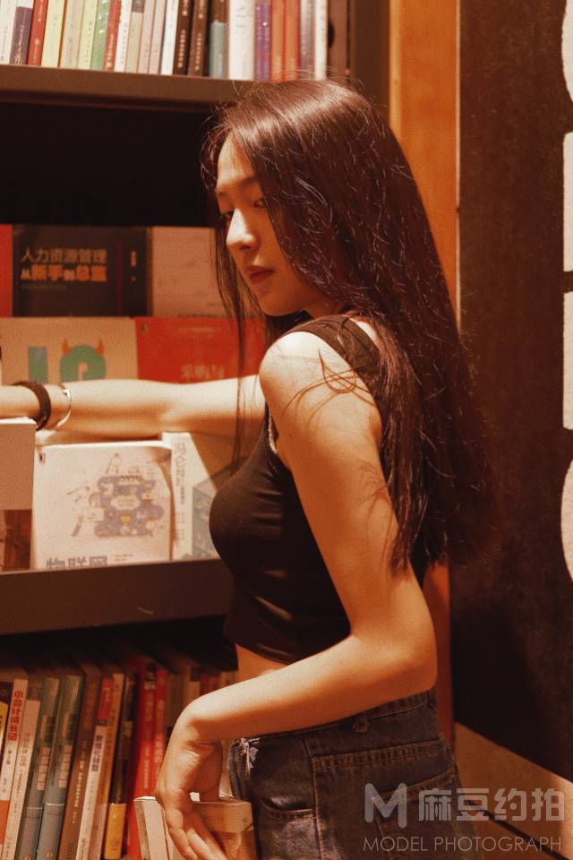 胶片模特