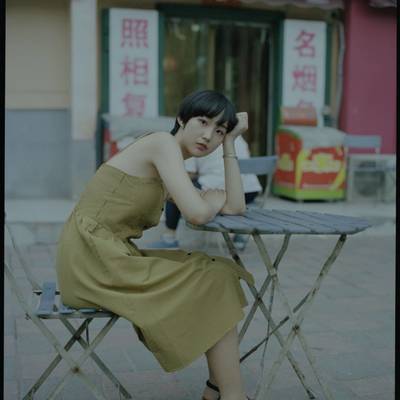 情绪模特