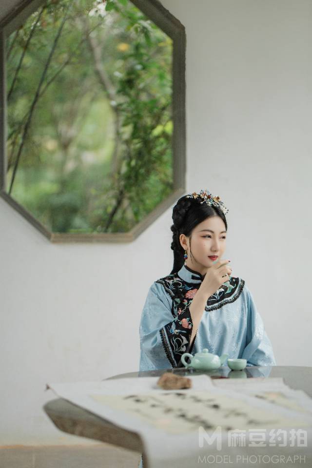 汉服模特