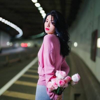 情绪模特
