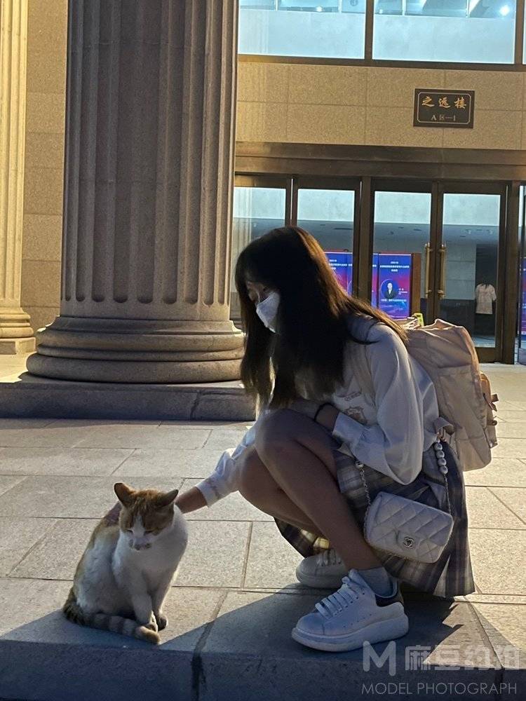校园模特