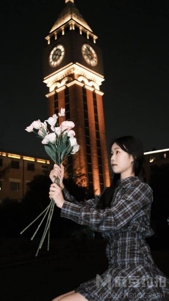 校园模特