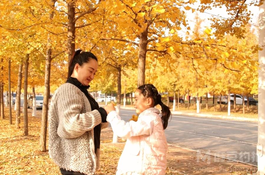 纪实模特