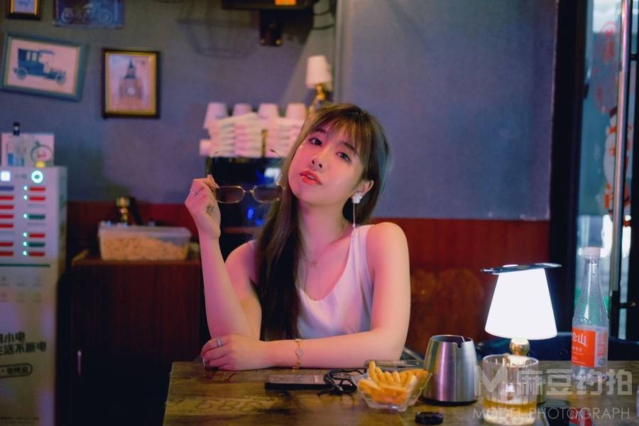 夜景模特
