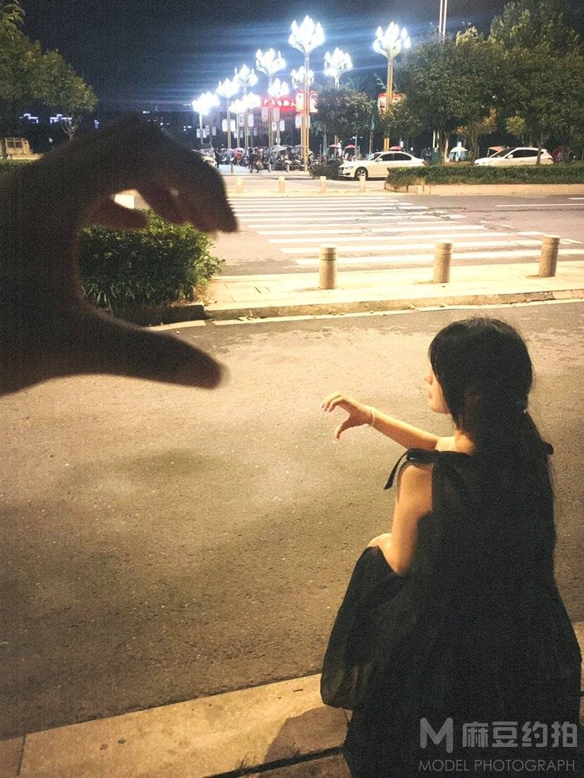 夜景模特