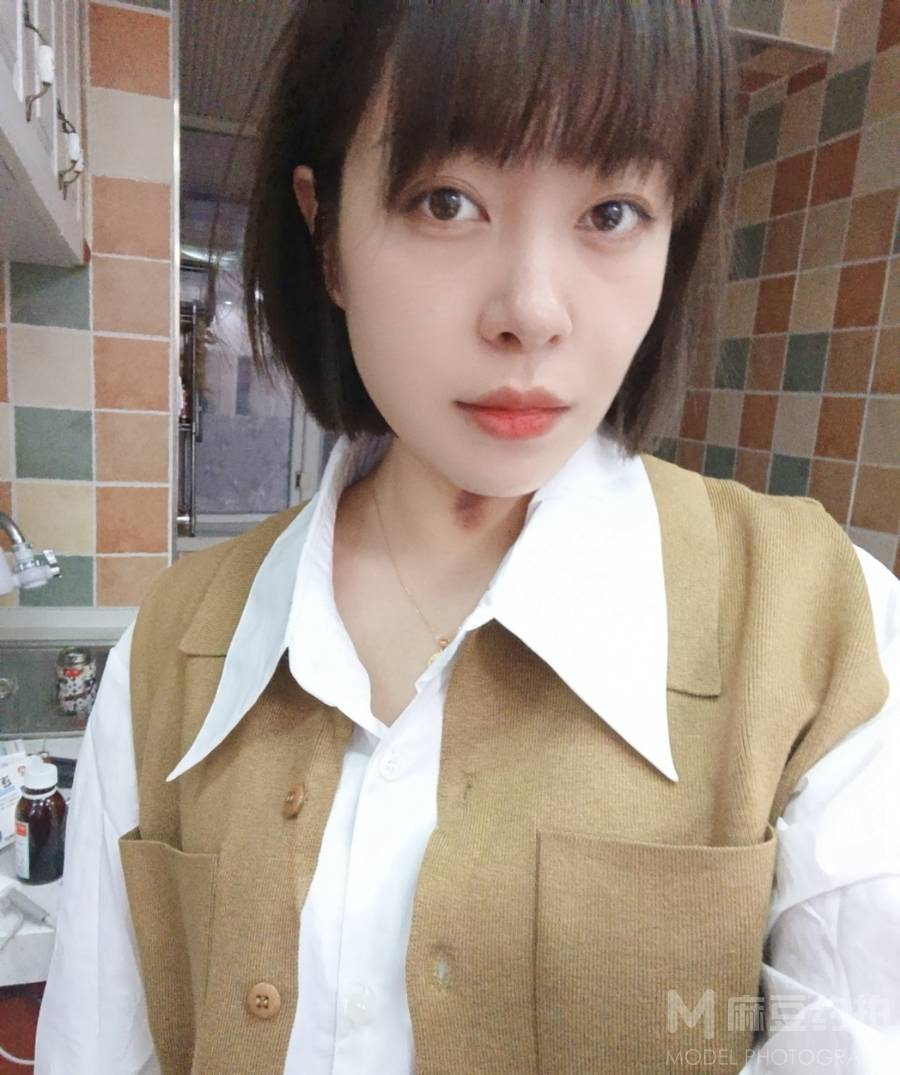 纪实模特