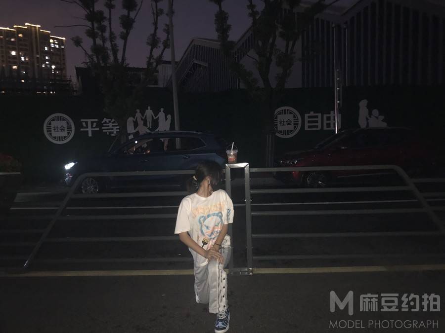 夜景模特