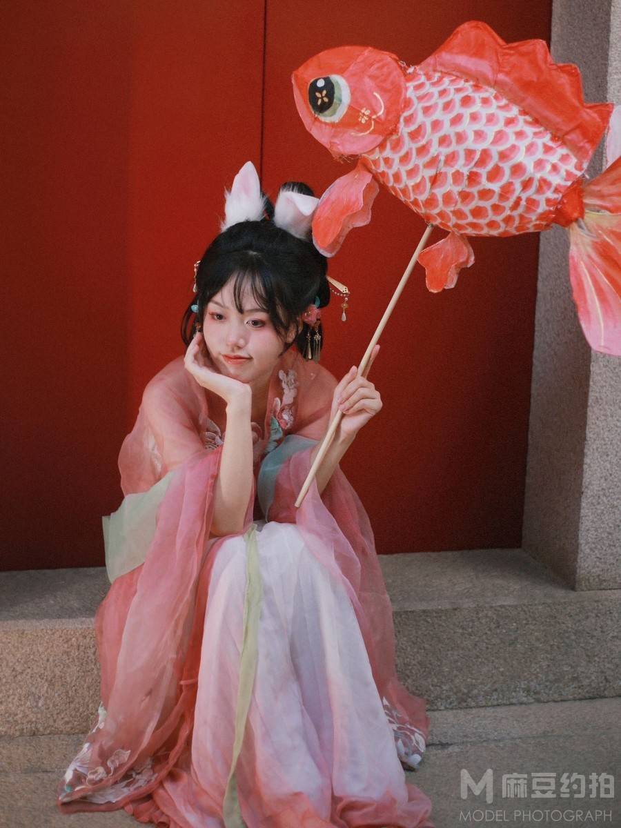 汉服模特
