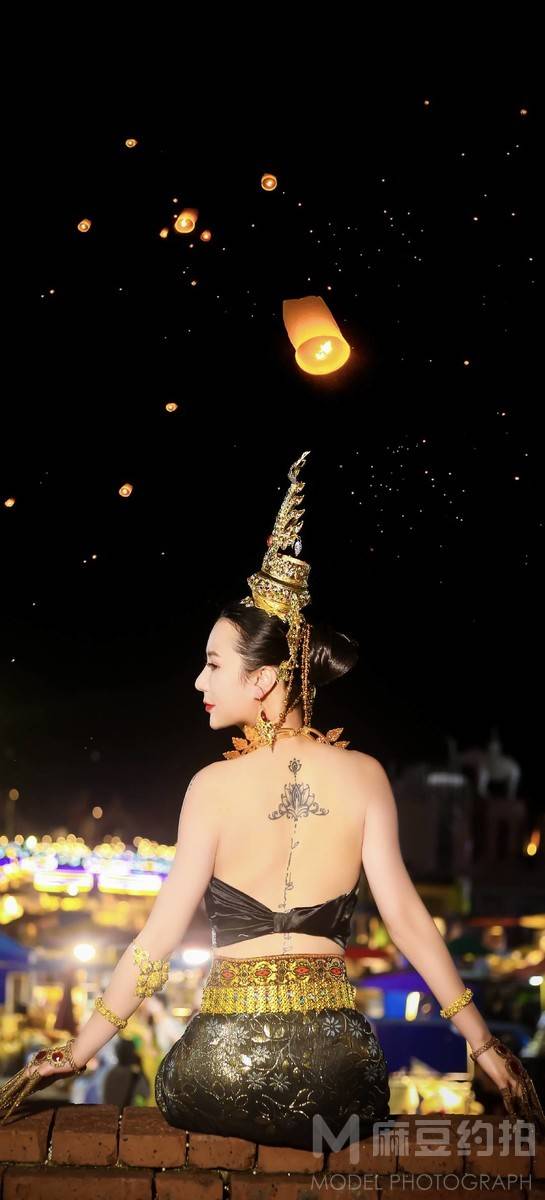夜景模特