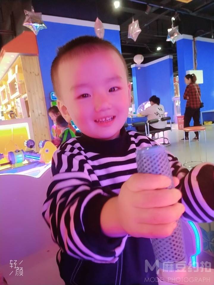 清新模特