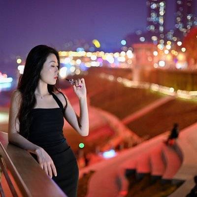 夜景模特