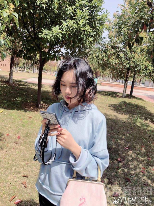 校园模特