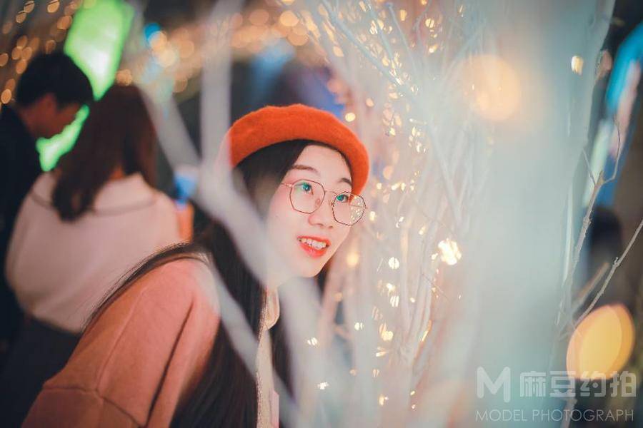 夜景模特