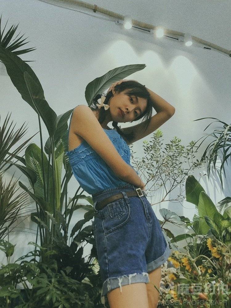 胶片模特