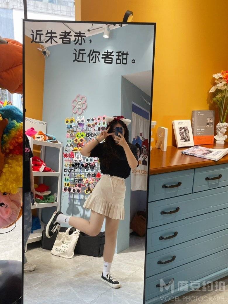 校园模特