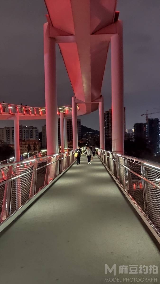 夜景模特
