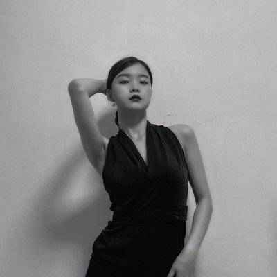 黑白模特