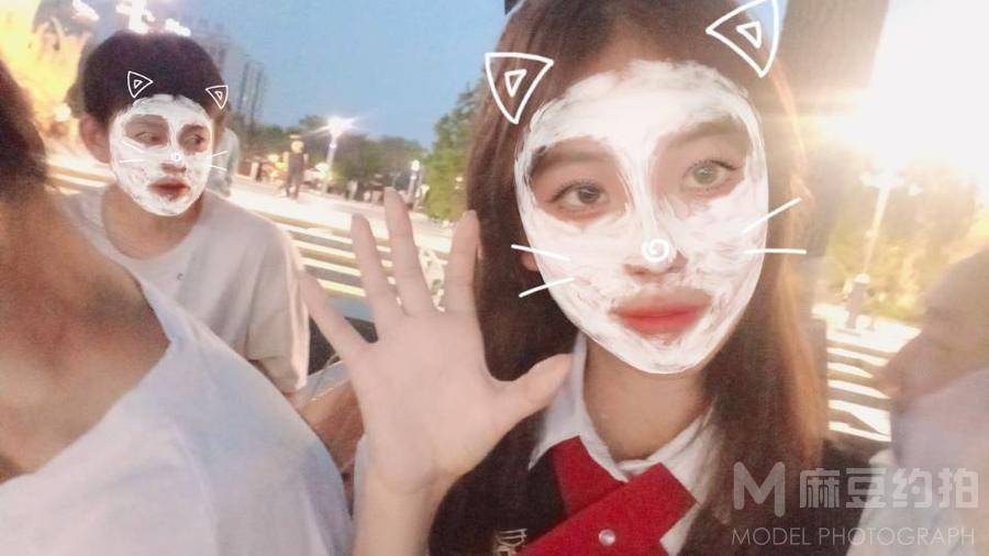 校园模特