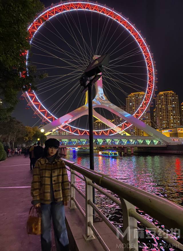 夜景模特