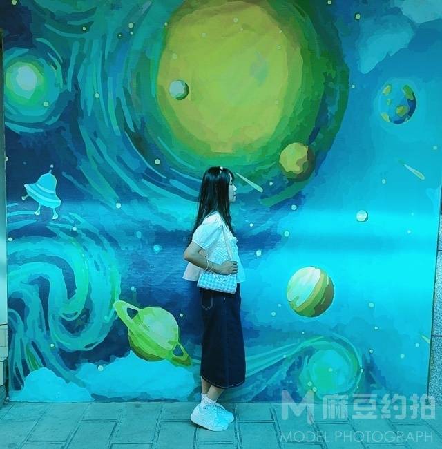 校园模特
