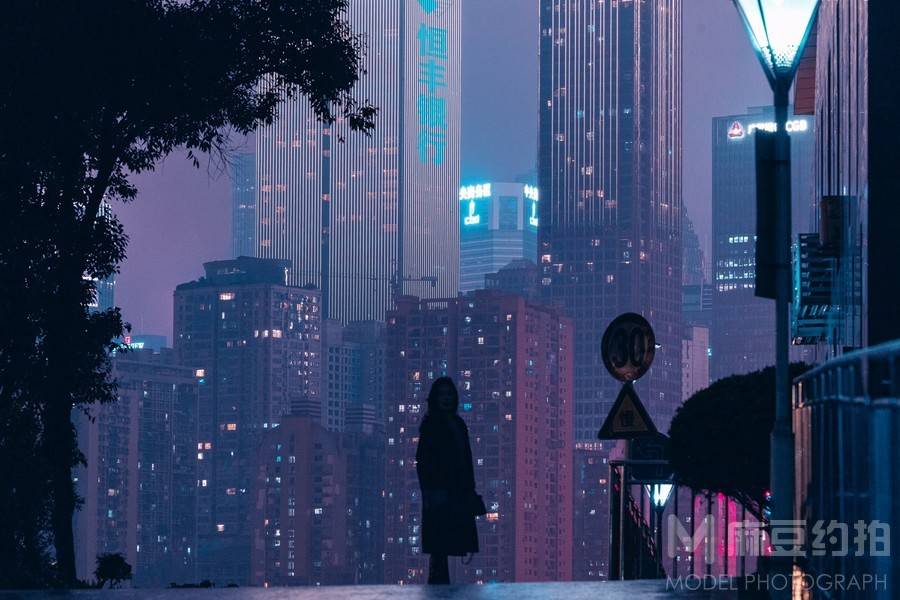 夜景模特
