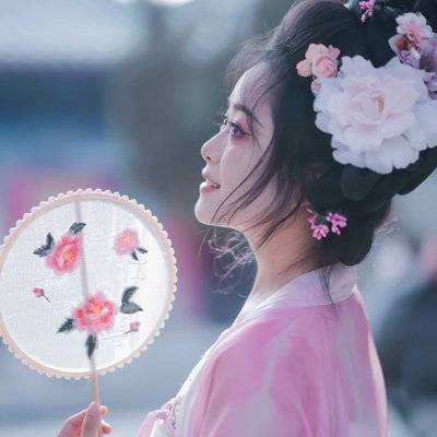 汉服模特