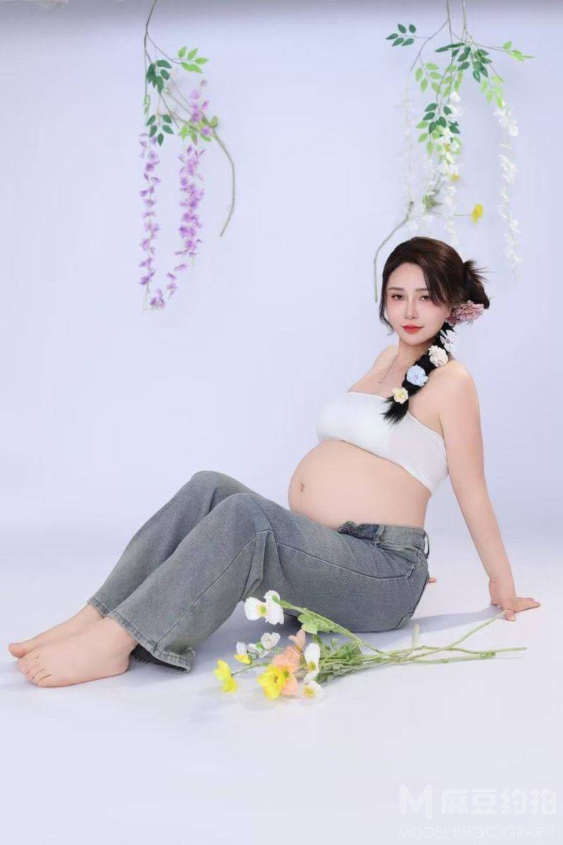 孕照模特