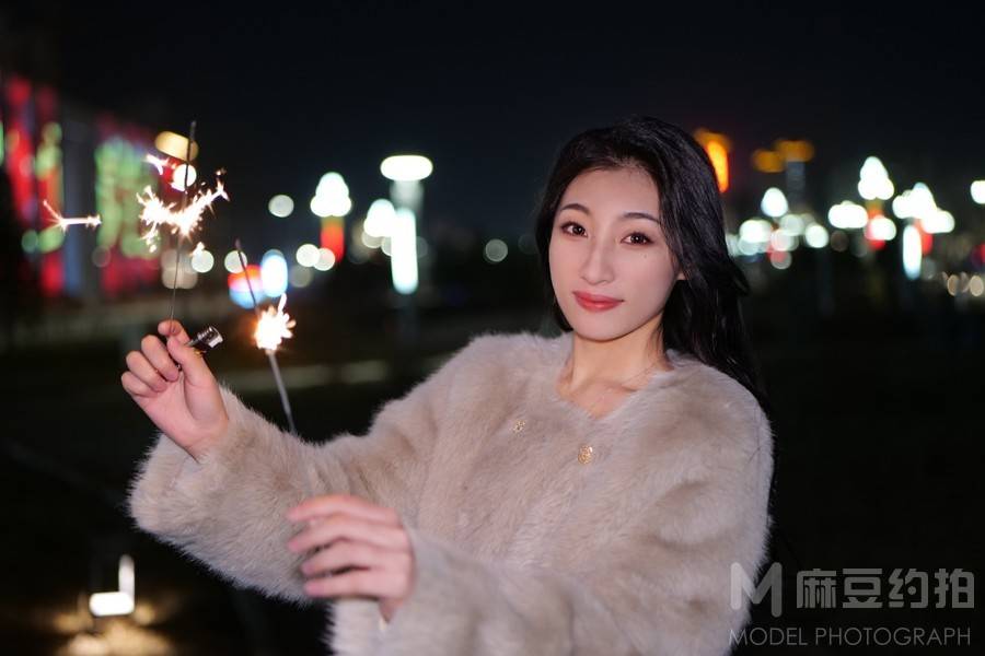 夜景模特