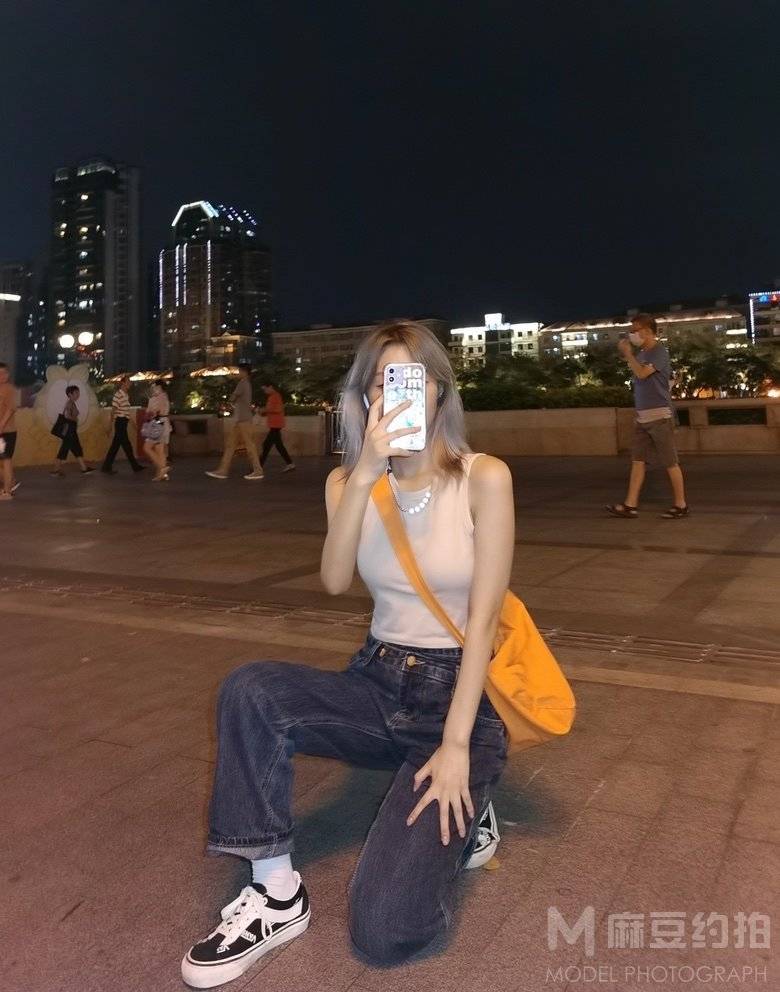 情侣模特
