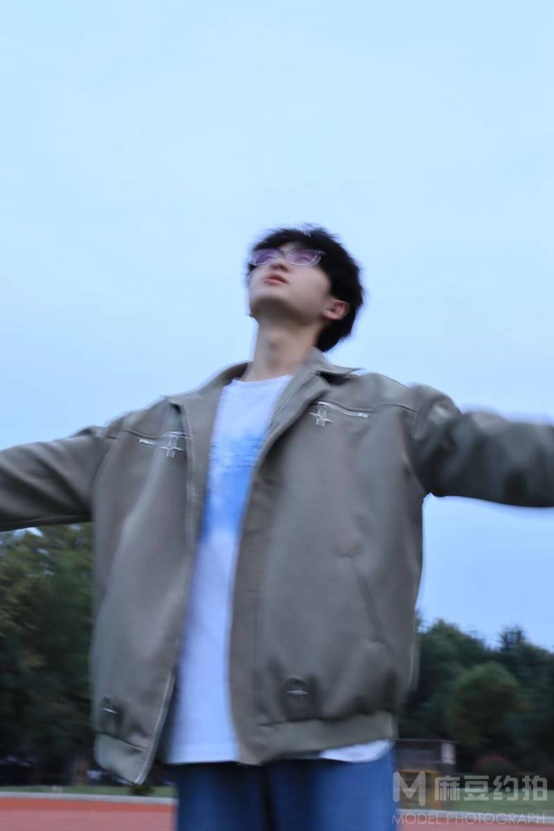 校园模特