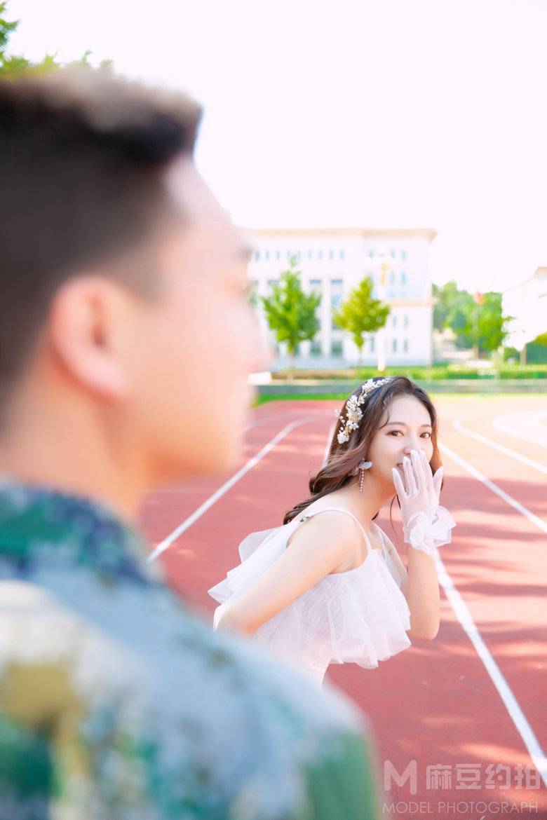 情侣模特