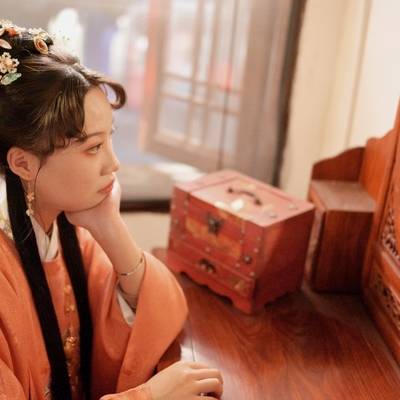 汉服模特
