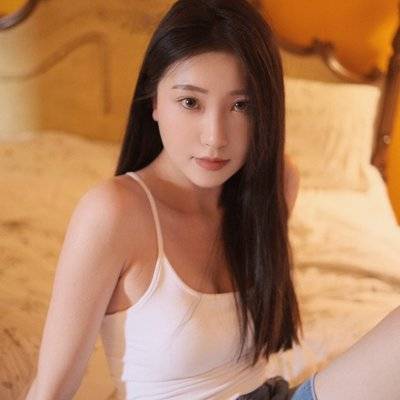 宝丽来模特