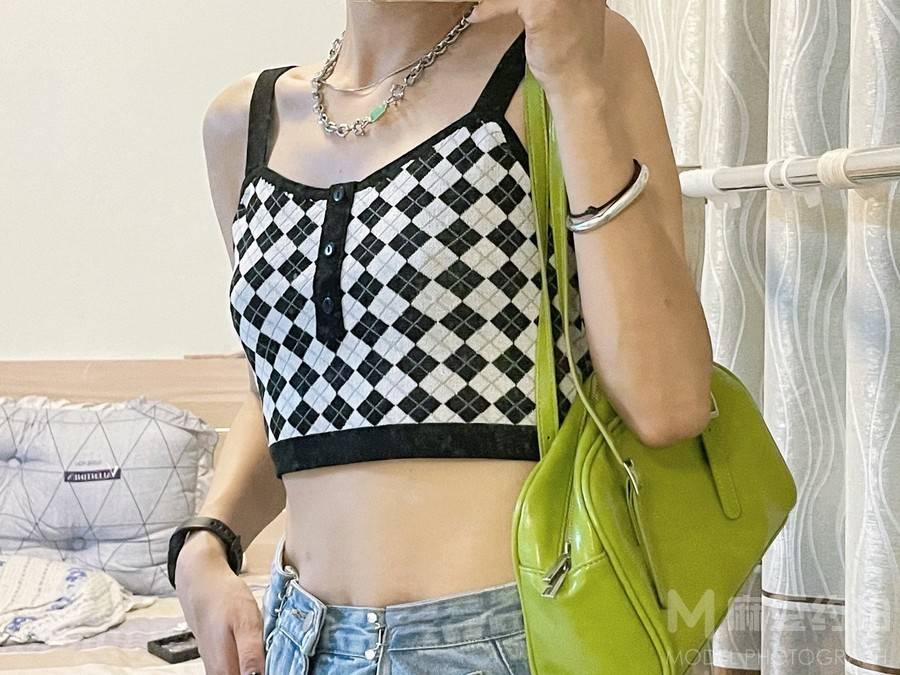 黑白模特