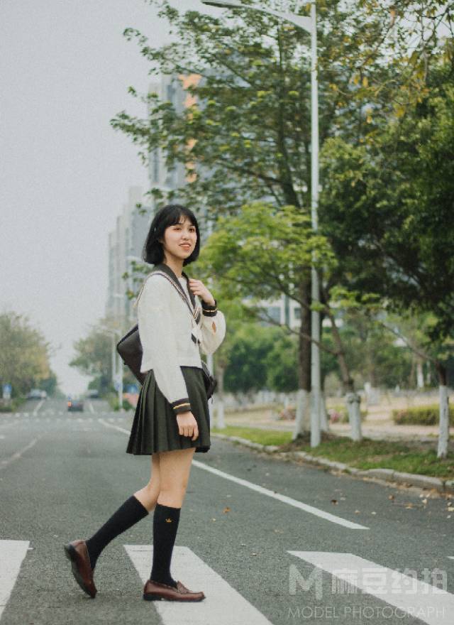 校园模特