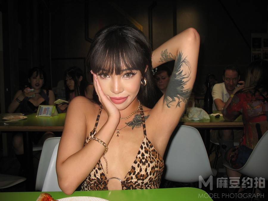 胶片模特