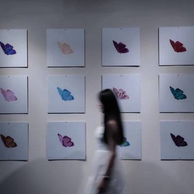 情绪模特