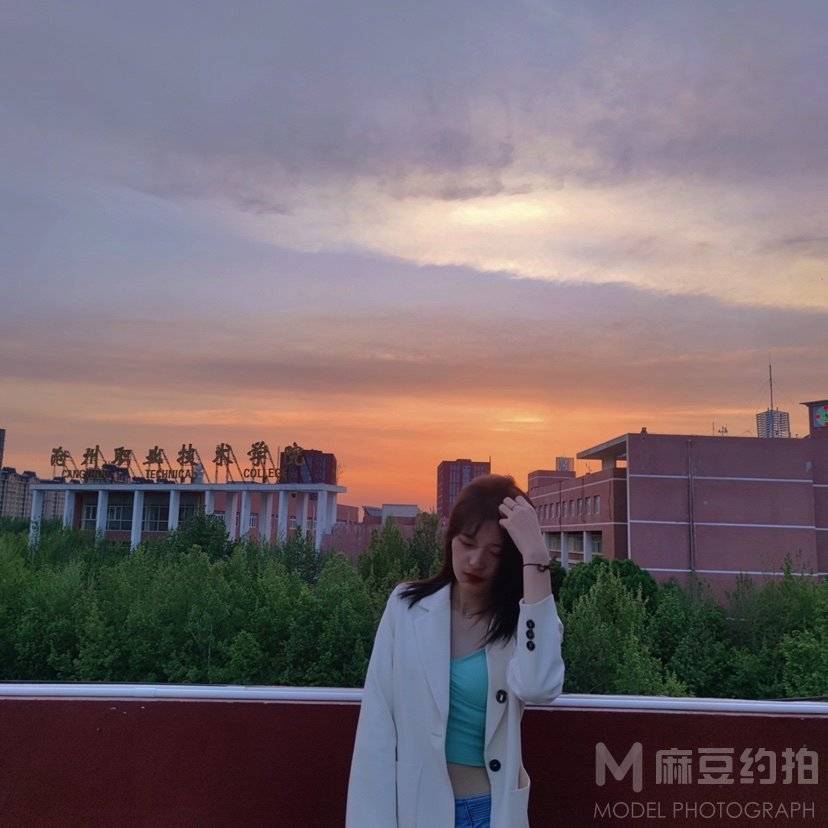 清新模特