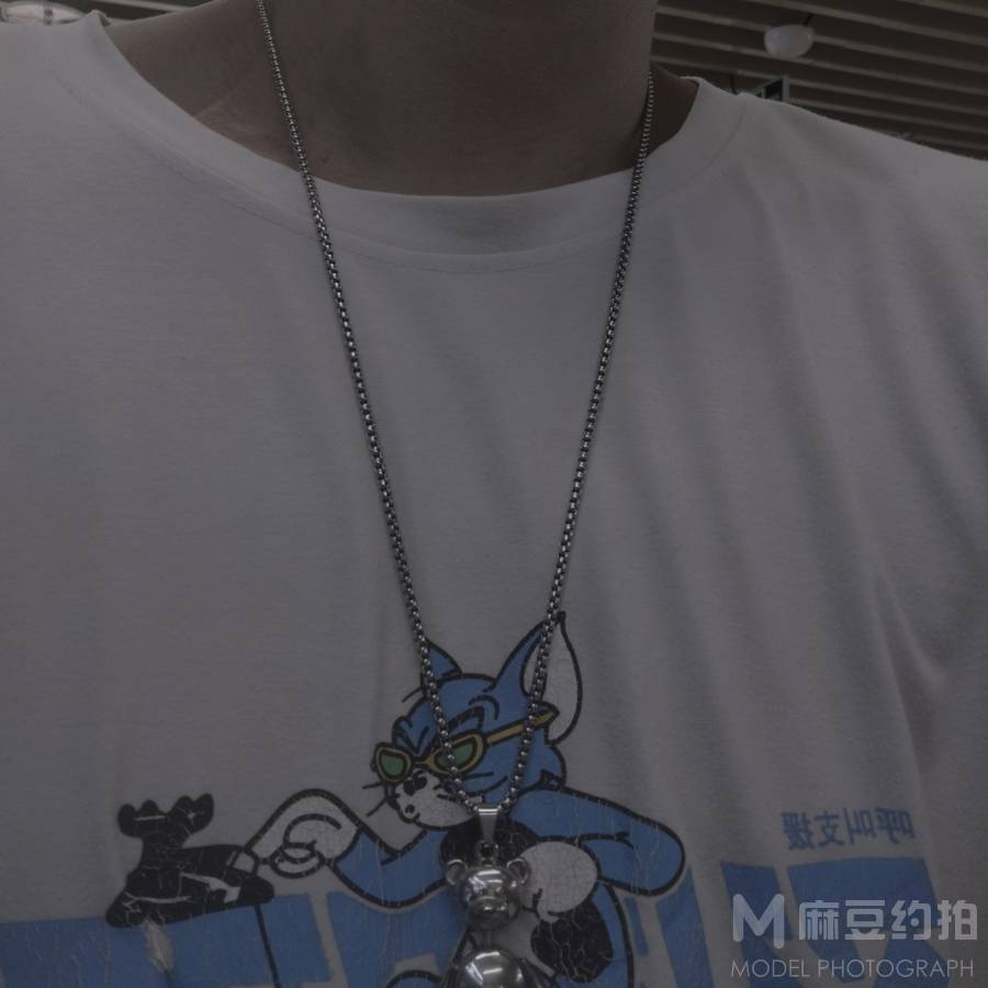 黑白模特